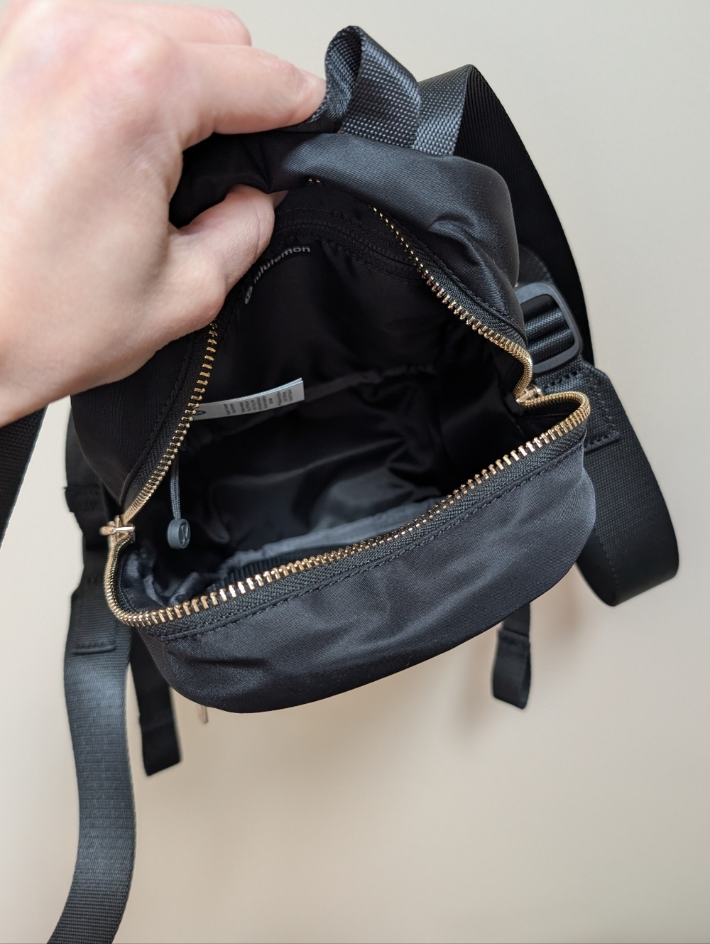 Lululemon Everywhere Backpack Mini 4L - Picture 4 of 6